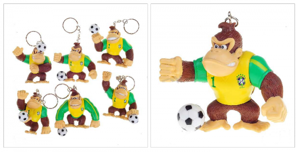 6 chaveiros do personagem Donkey Kong com camisa do Brasil
