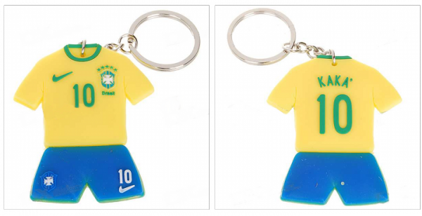 Chaveiro com formato do uniforme da Seleção Brasileira Kaká